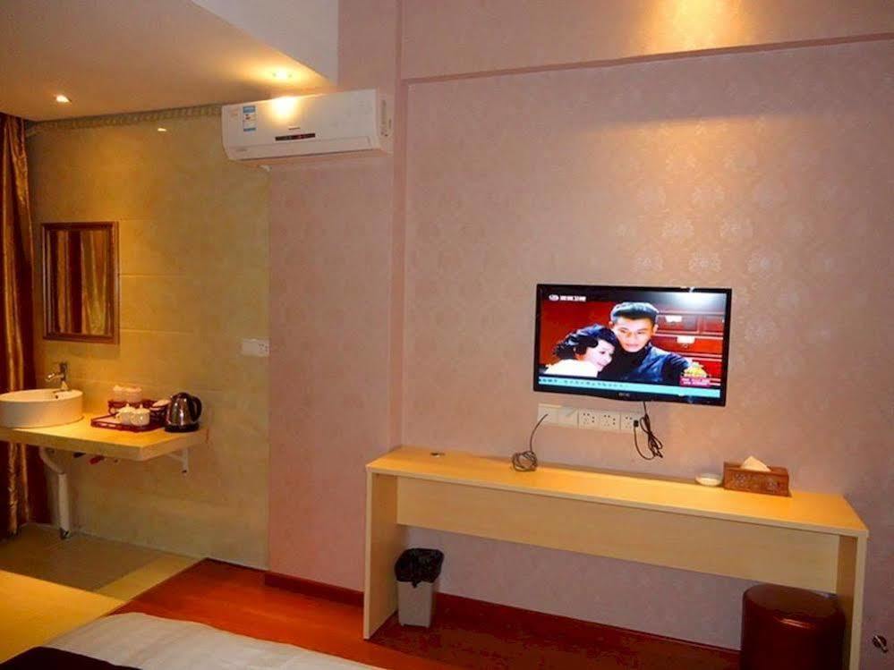 Shenzhen Civil Aviation Hotel Esterno foto