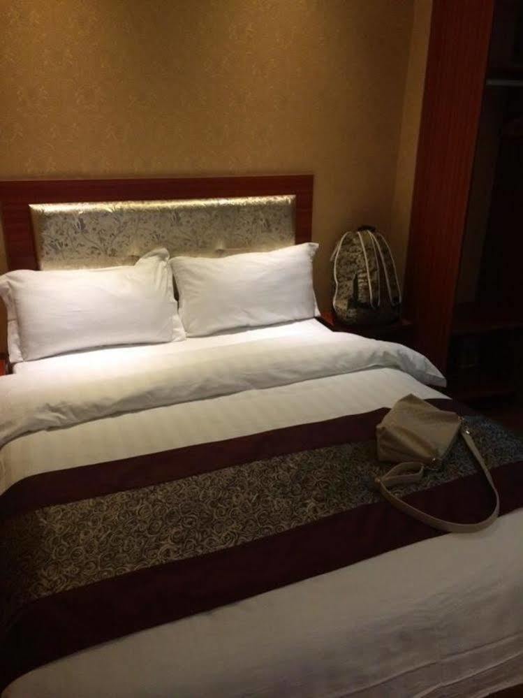 Shenzhen Civil Aviation Hotel Esterno foto