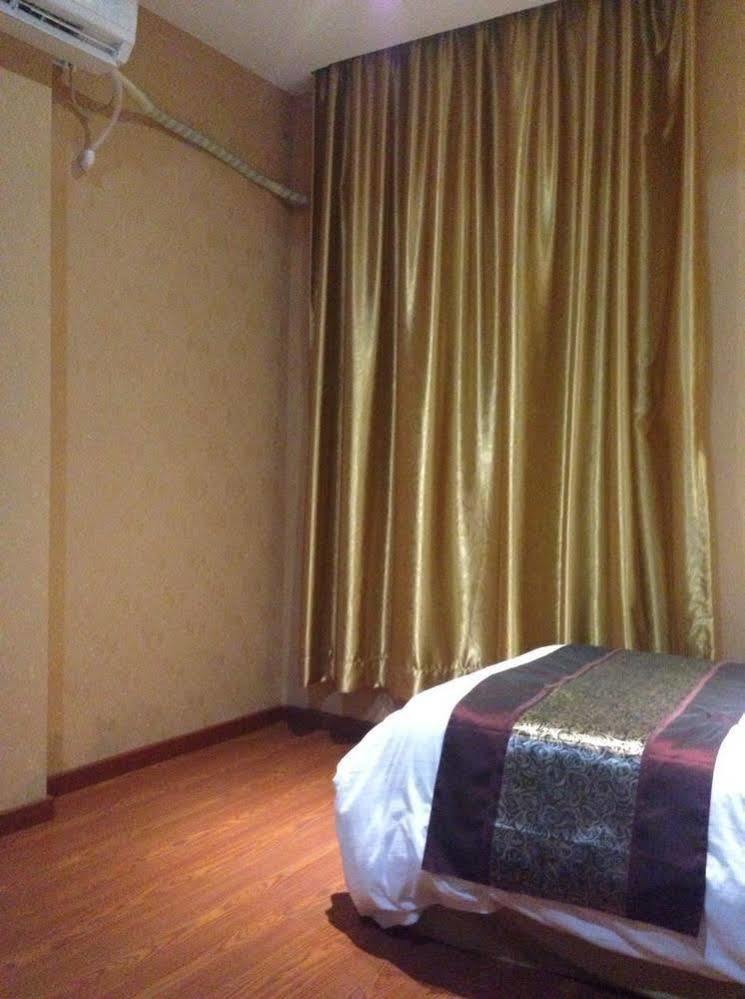 Shenzhen Civil Aviation Hotel Esterno foto